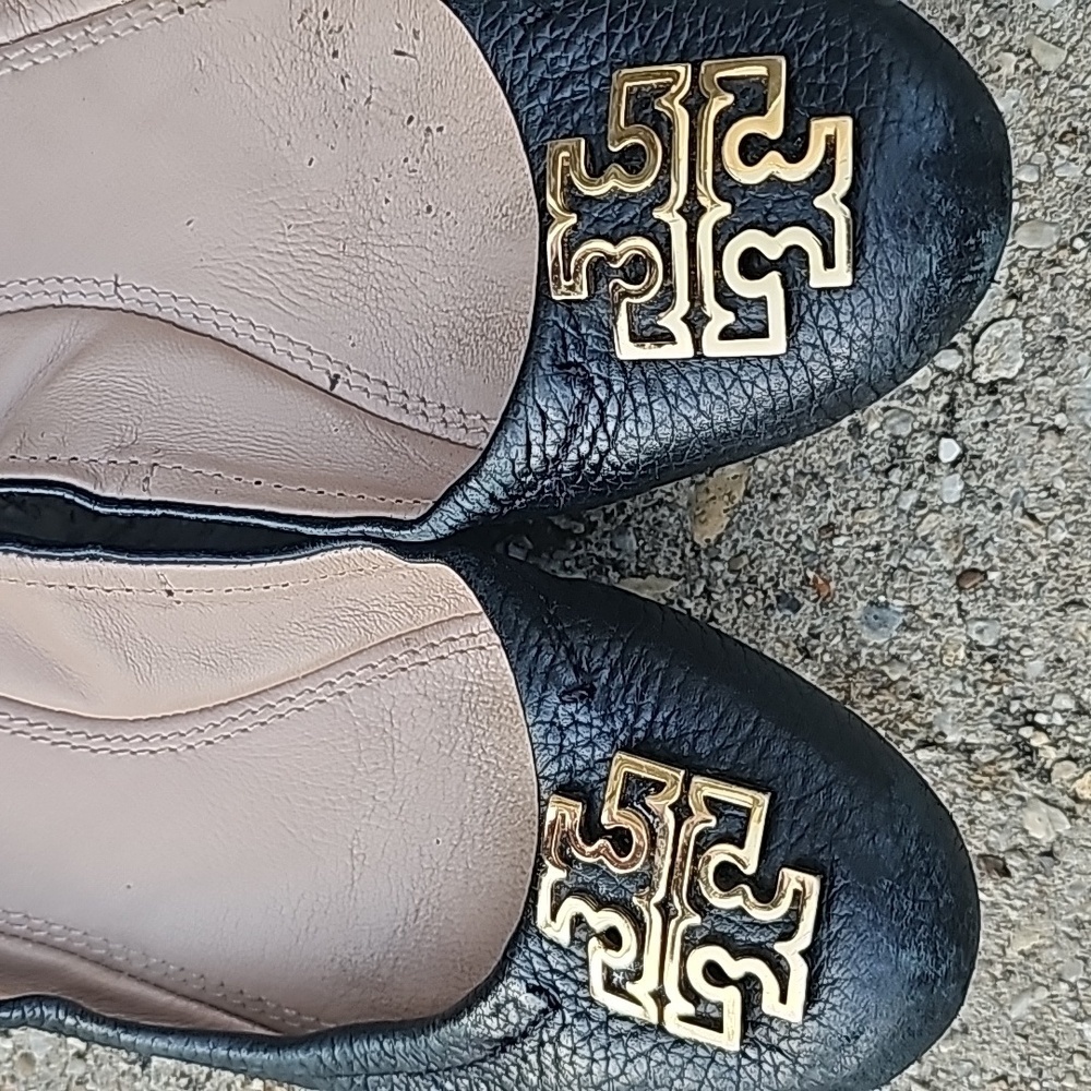 Tory Burch Melinda Ballet Flats Black Leather with Gold Logo Size 7 M - Picture 2 of 8